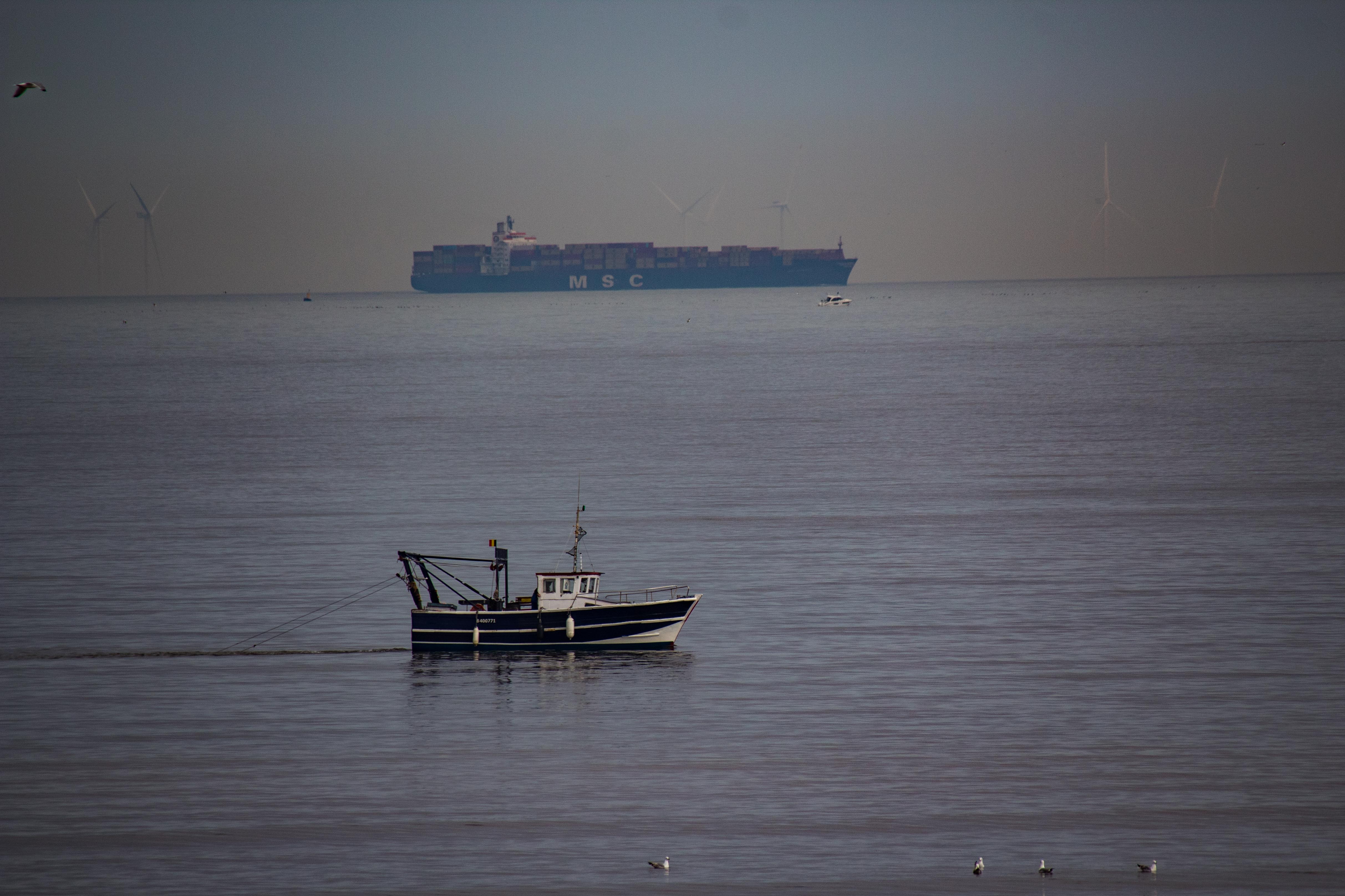 Bateau de pêche-05.jpg